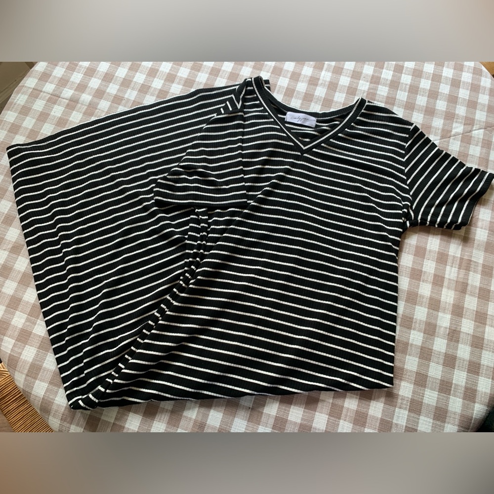 NWOT Carly Jean Los Angeles Eden Ribbed Dress - Size Small